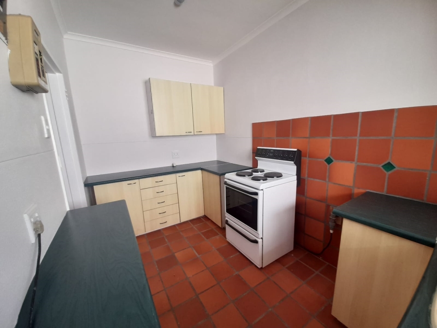 To Let 1 Bedroom Property for Rent in Pinelands Western Cape